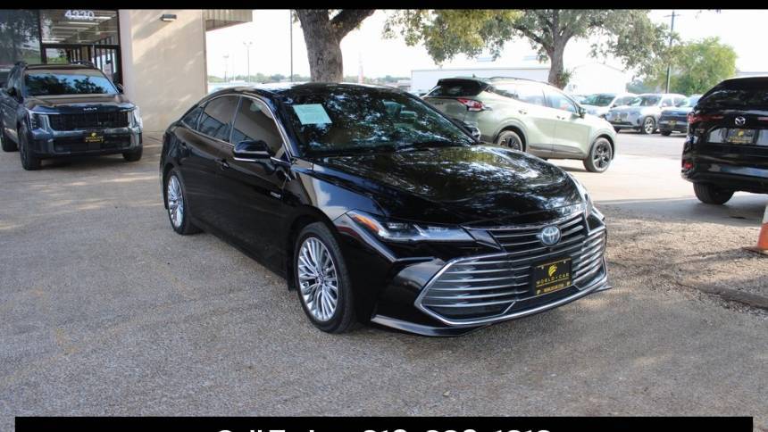 2019 Toyota Avalon Hybrid Limited — Sedan — 116,257 mi — San Antonio, TX