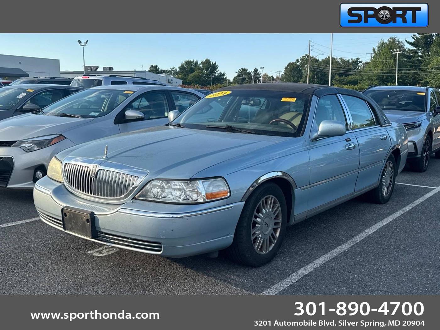 2009 Lincoln Town Car Signature Limited