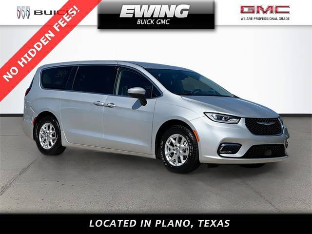 2023 Chrysler Pacifica Touring L — Minivan — 60,028 mi — Plano, TX