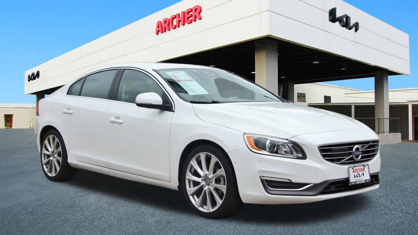 2016 Volvo S60 Platinum — Sedan — 117,963 mi — Houston, TX