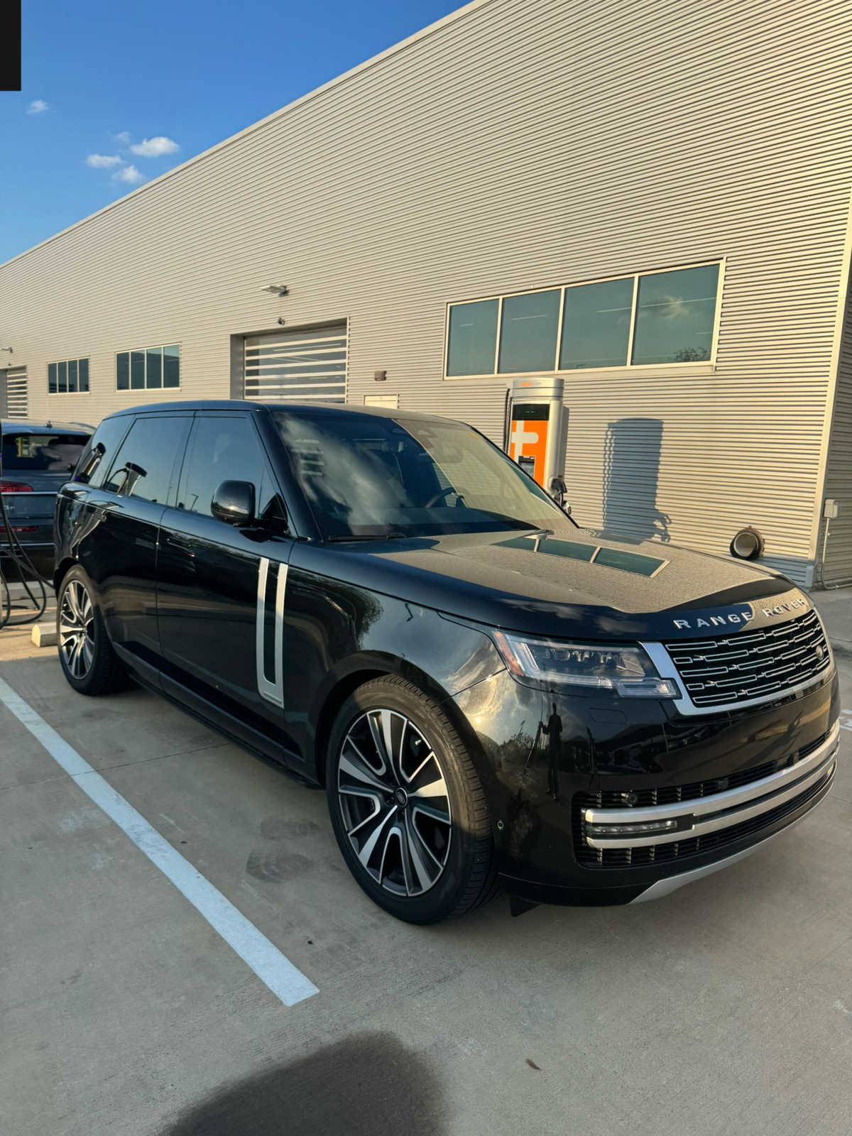 2025 Land Rover Range Rover Autobiography — SUV — 4,883 mi — Grapevine, TX