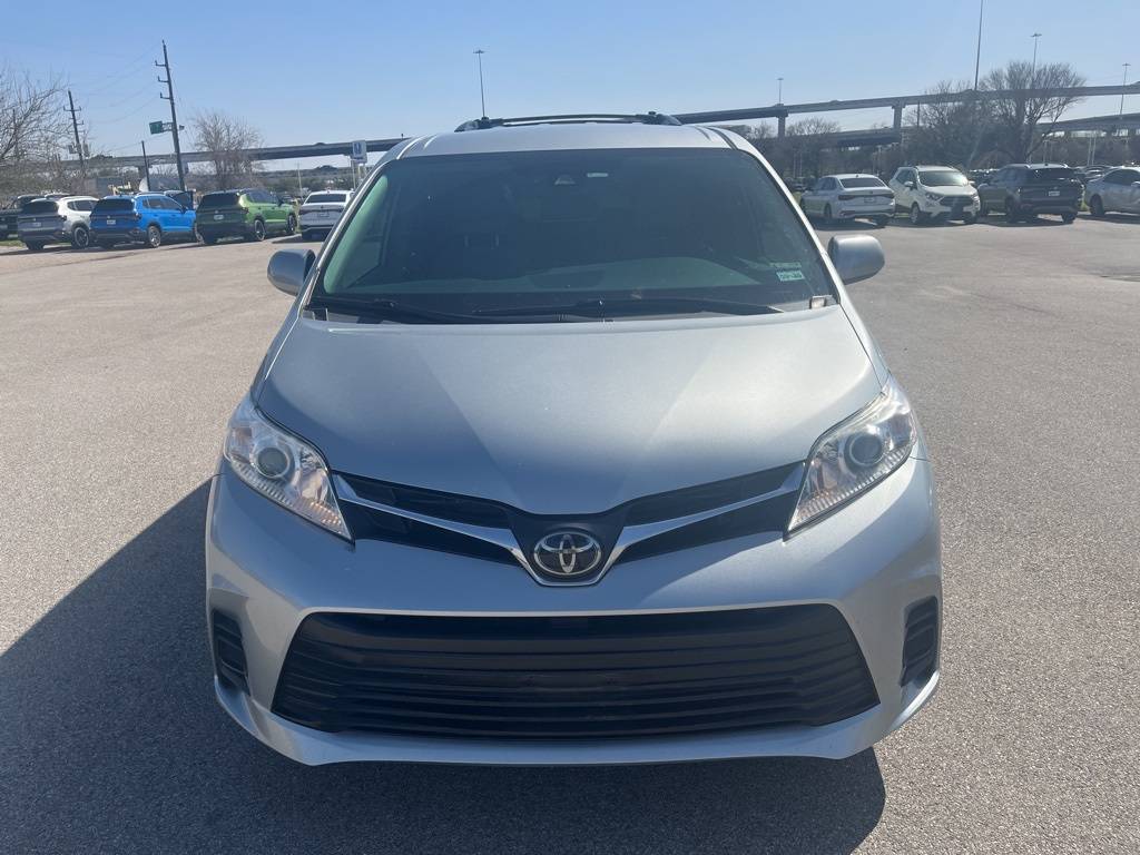 2019 Toyota Sienna LE — Minivan — 84,636 mi — Houston, TX