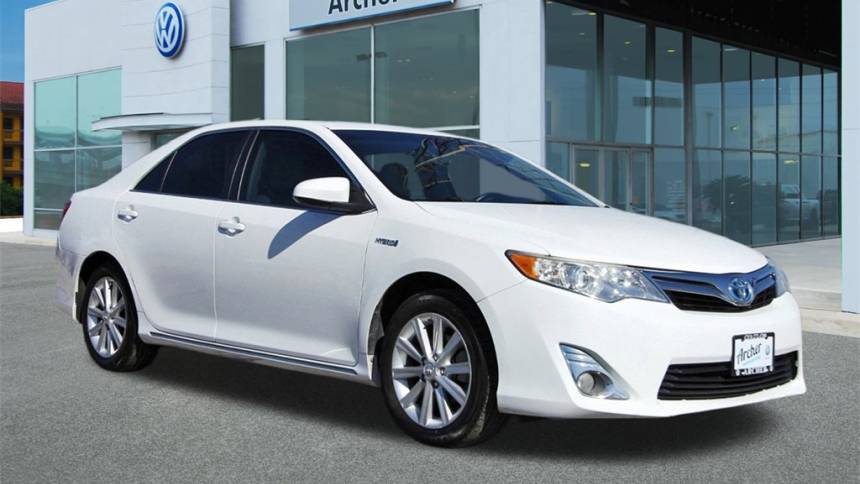 2014 Toyota Camry Hybrid XLE — Sedan — 96,909 mi — Houston, TX