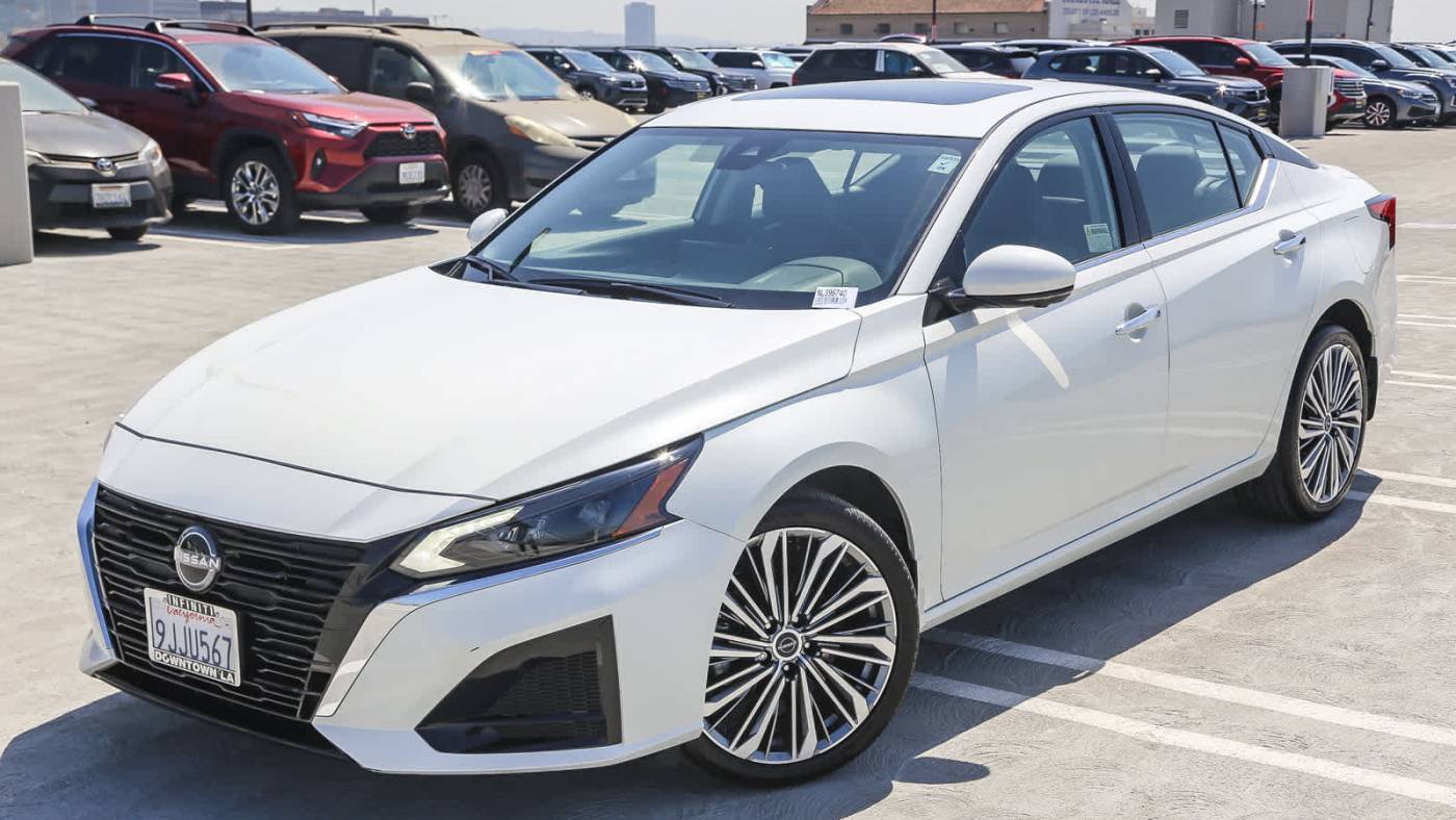 2023 Nissan Altima SL — Sedan — 5,673 mi — Los Angeles, CA