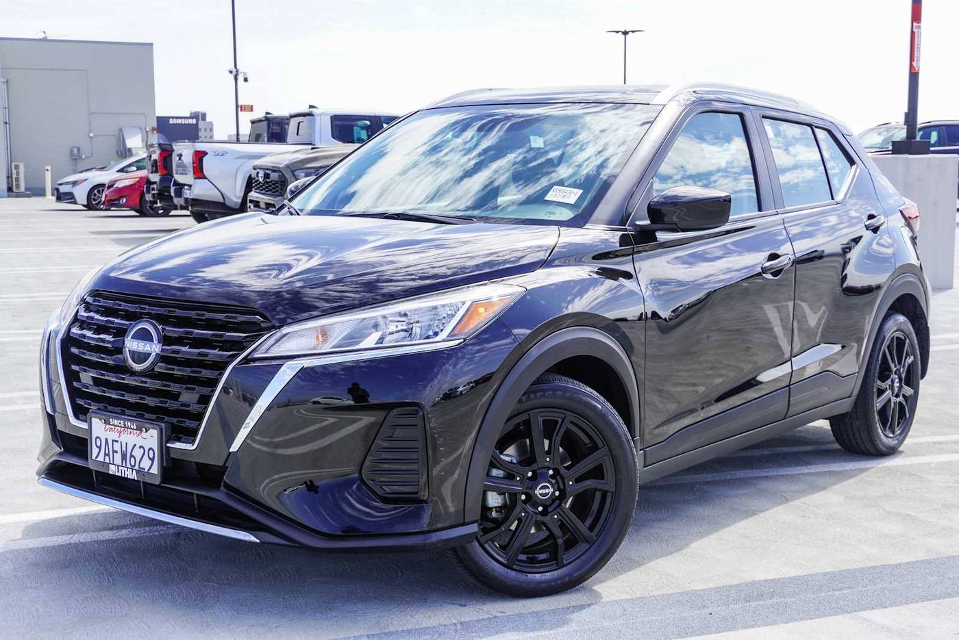 2022 Nissan Kicks SV — SUV — 35,215 mi — Los Angeles, CA