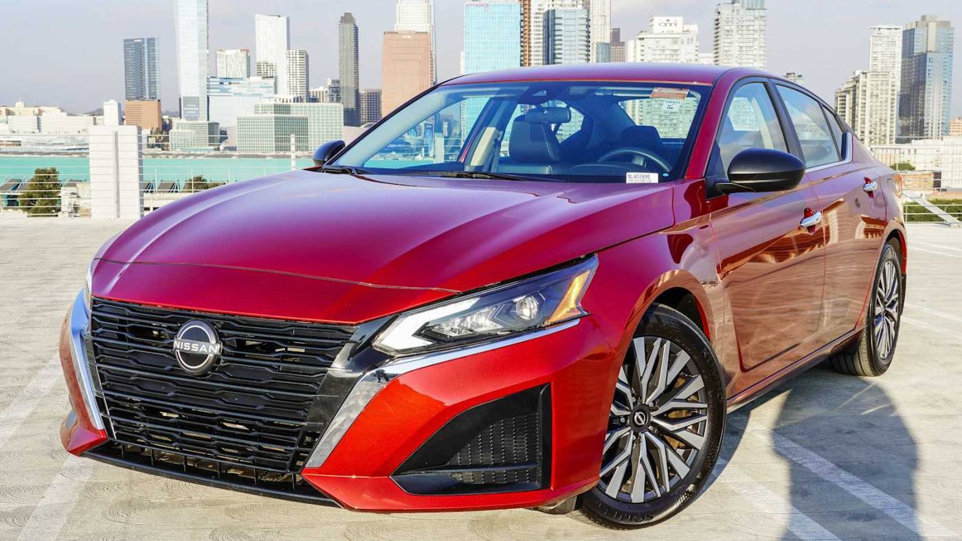 2024 Nissan Altima SV — Sedan — 10,066 mi — Los Angeles, CA