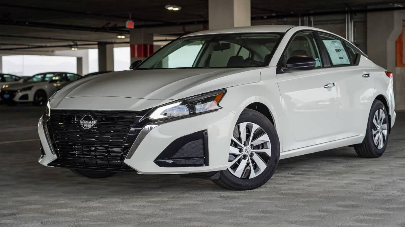 2024 Nissan Altima S — Sedan — 6,287 mi — Los Angeles, CA