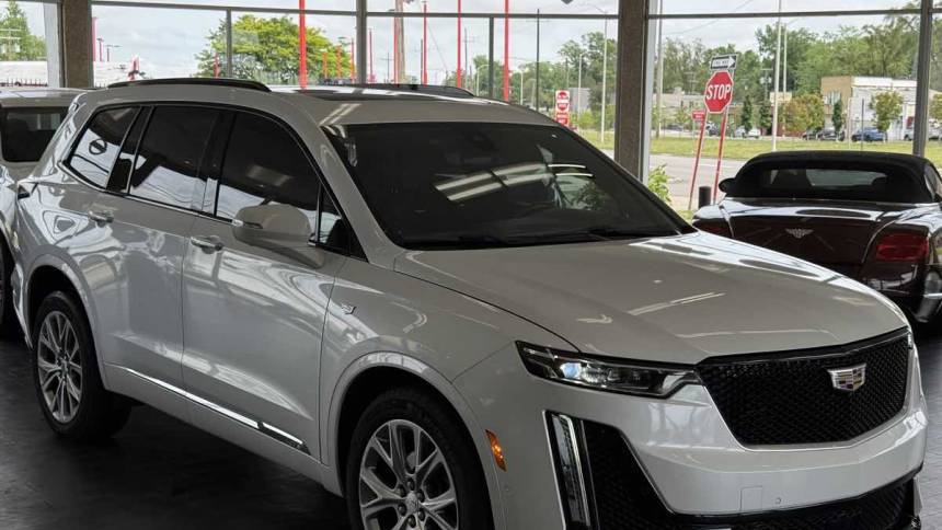 2020 Cadillac XT6 Sport