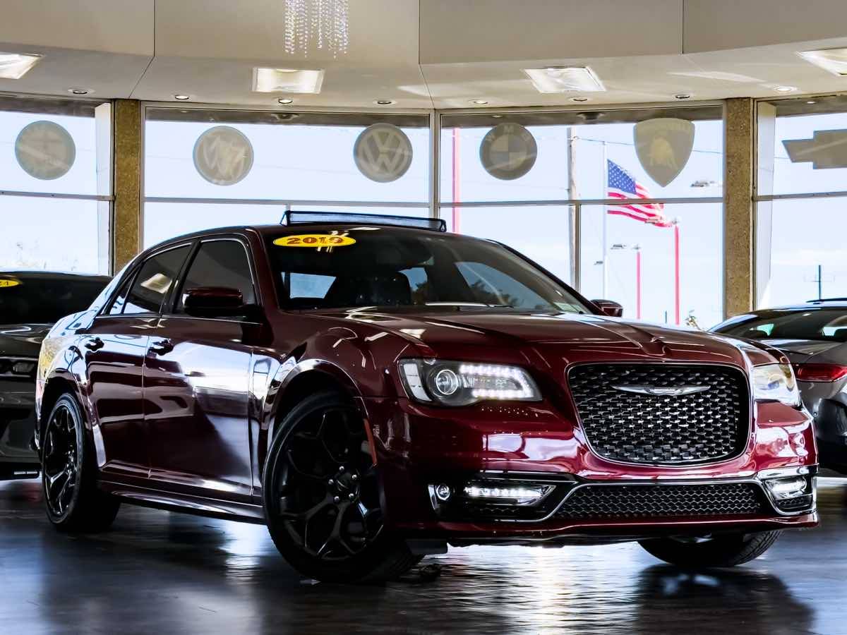 2019 Chrysler 300 S — Sedan — 60,607 mi — Detroit, MI