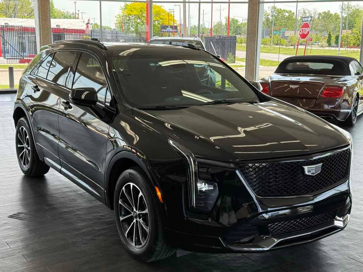 2024 Cadillac XT4 Sport — SUV — 8,228 mi — Detroit, MI