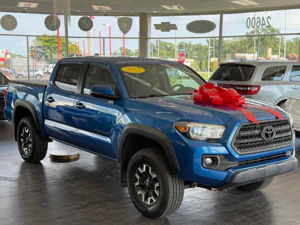 2017 Toyota Tacoma TRD Pro — Pickup Truck — 102,324 mi — Detroit, MI