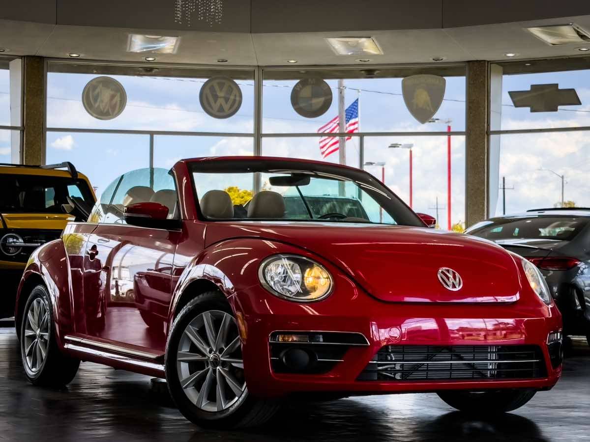 2017 Volkswagen Beetle 1.8T SE — Convertible — 28,091 mi — Detroit, MI