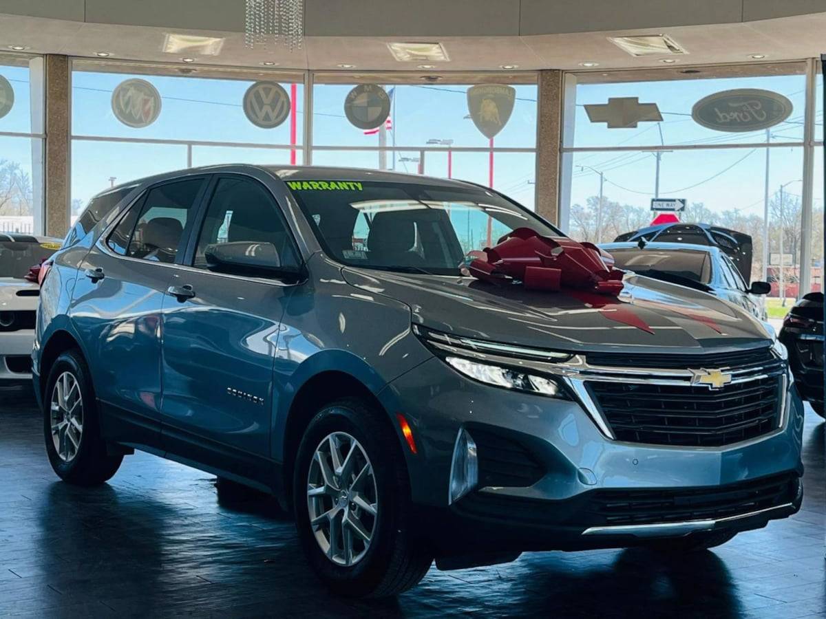 2024 Chevrolet Equinox LT — SUV — 1,750 mi — Detroit, MI