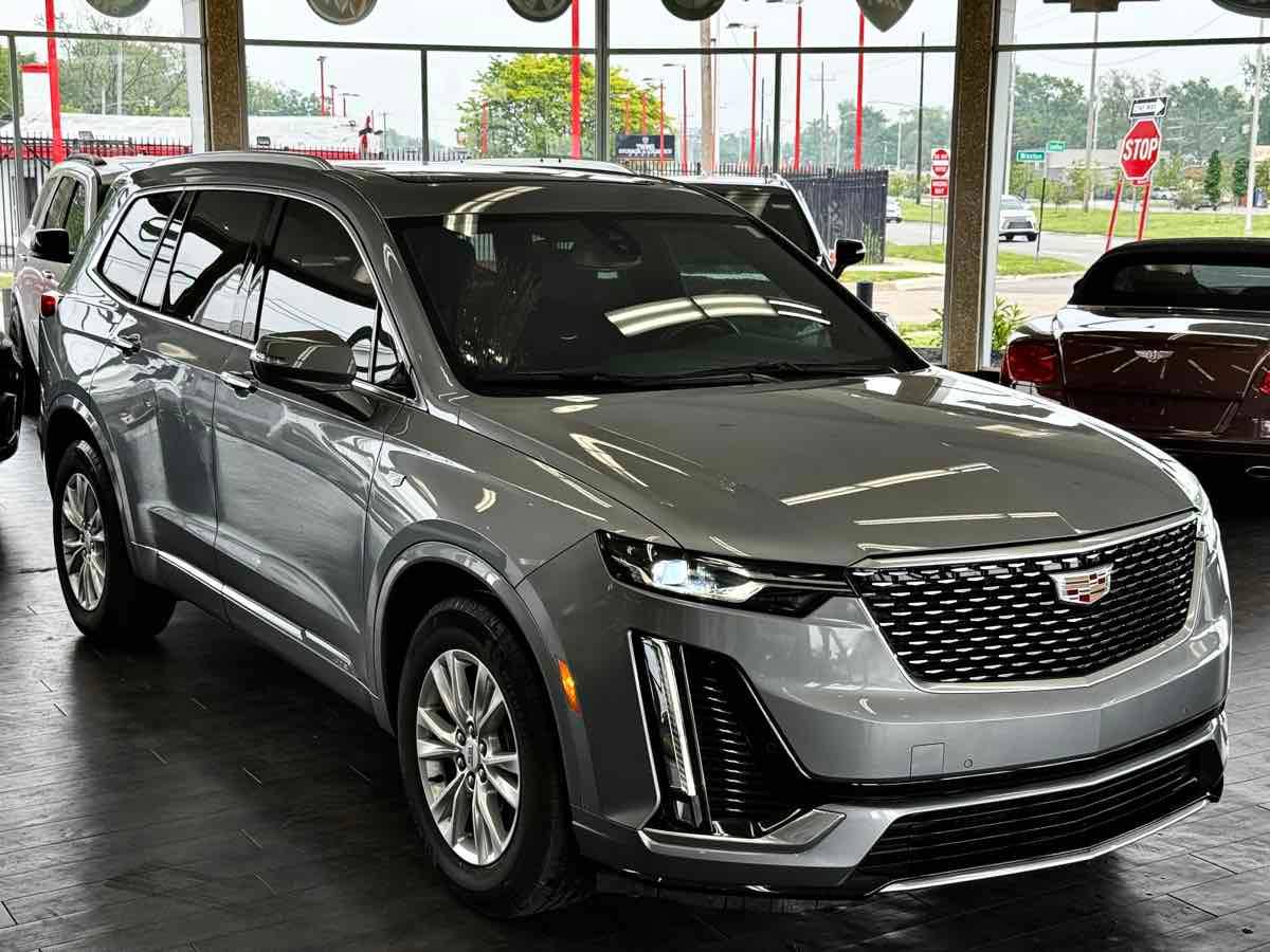 2023 Cadillac XT6 Luxury — SUV — 16,237 mi — Detroit, MI
