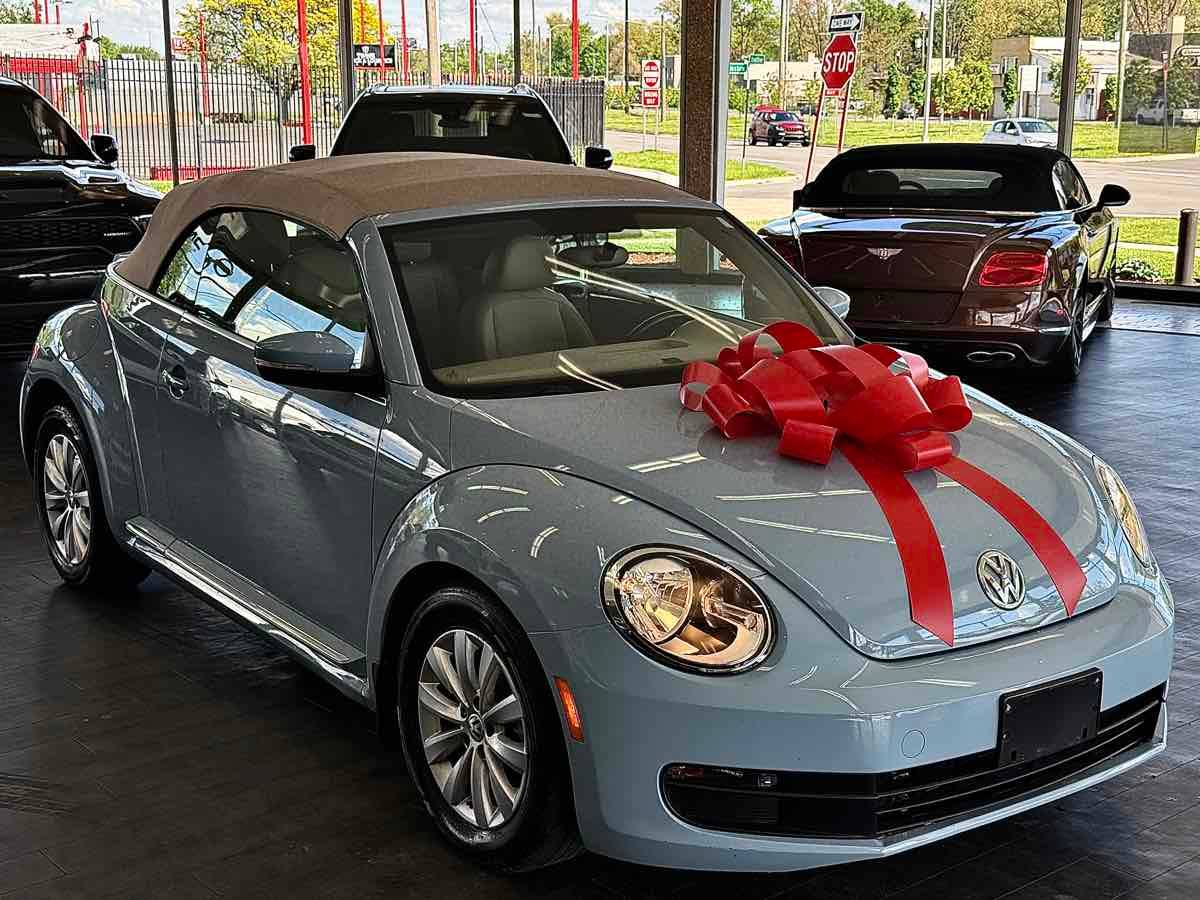 2015 Volkswagen Beetle 1.8T Classic — Convertible — 59,050 mi — Detroit, MI