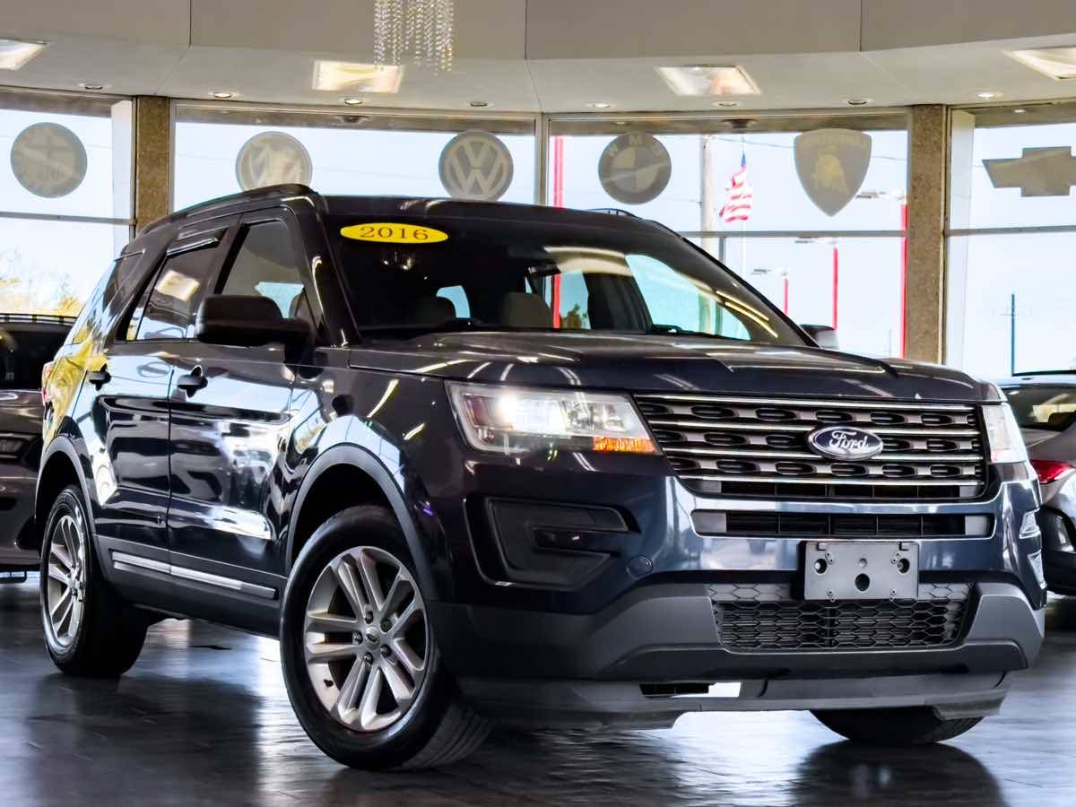 2016 Ford Explorer Base — SUV — 146,500 mi — Detroit, MI