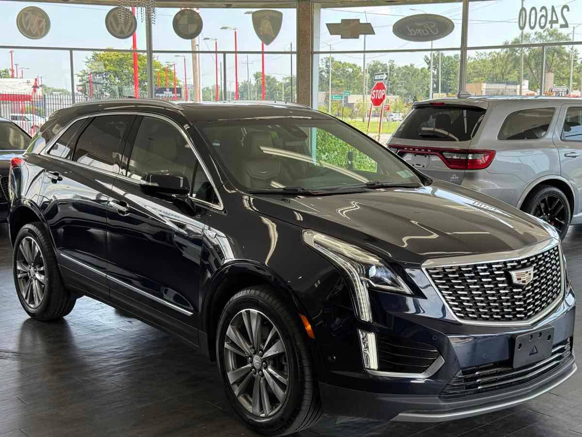 2022 Cadillac XT5 Premium Luxury — SUV — 33,212 mi — Detroit, MI