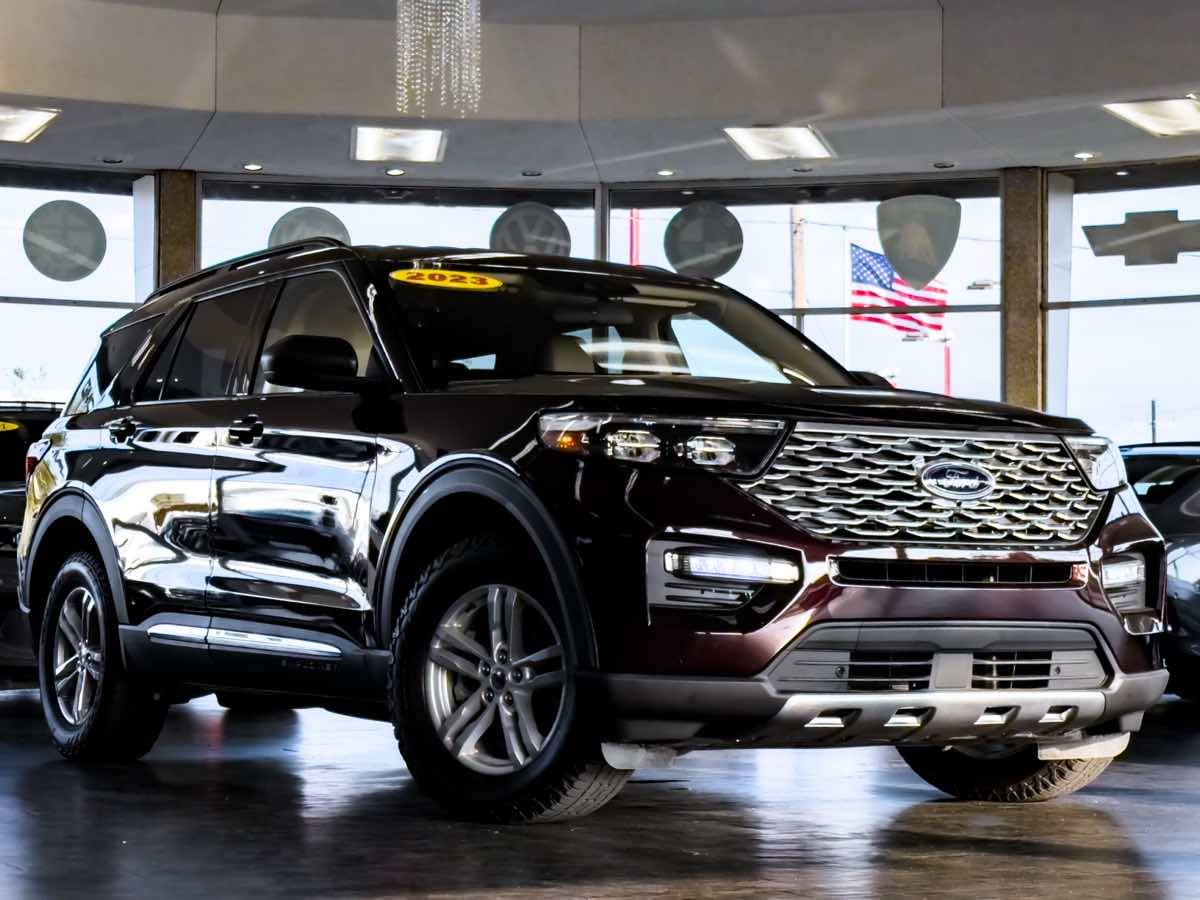 2023 Ford Explorer XLT — SUV — 30,581 mi — Detroit, MI