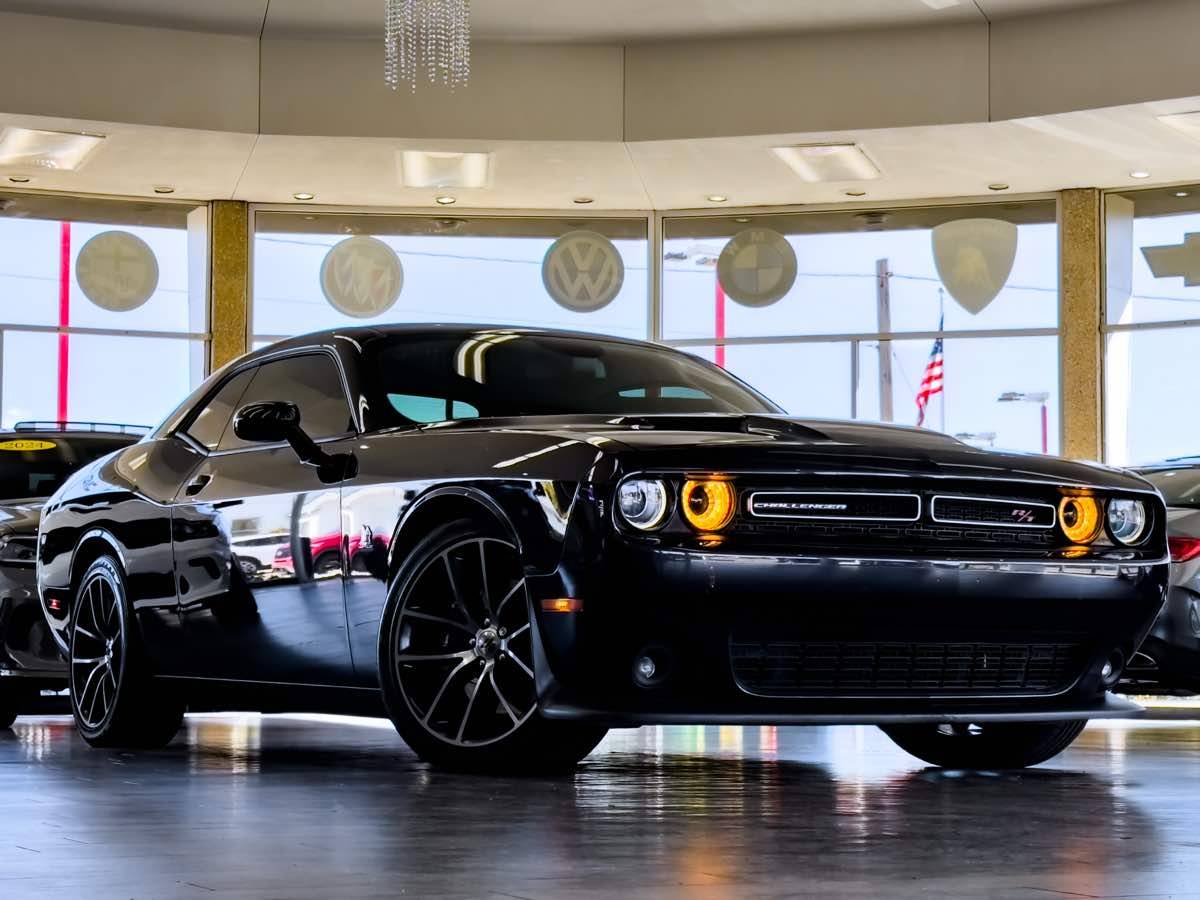 2018 Dodge Challenger R/T Scat Pack — Coupe — 20,656 mi — Detroit, MI