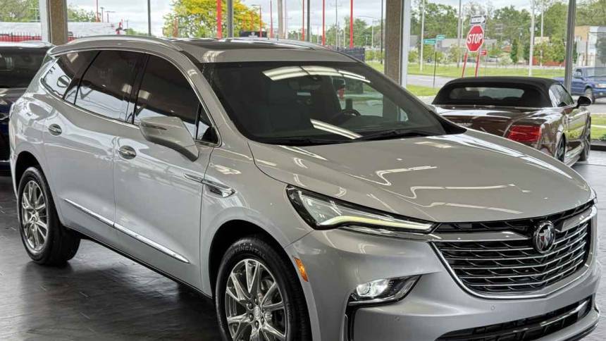 2022 Buick Enclave Premium