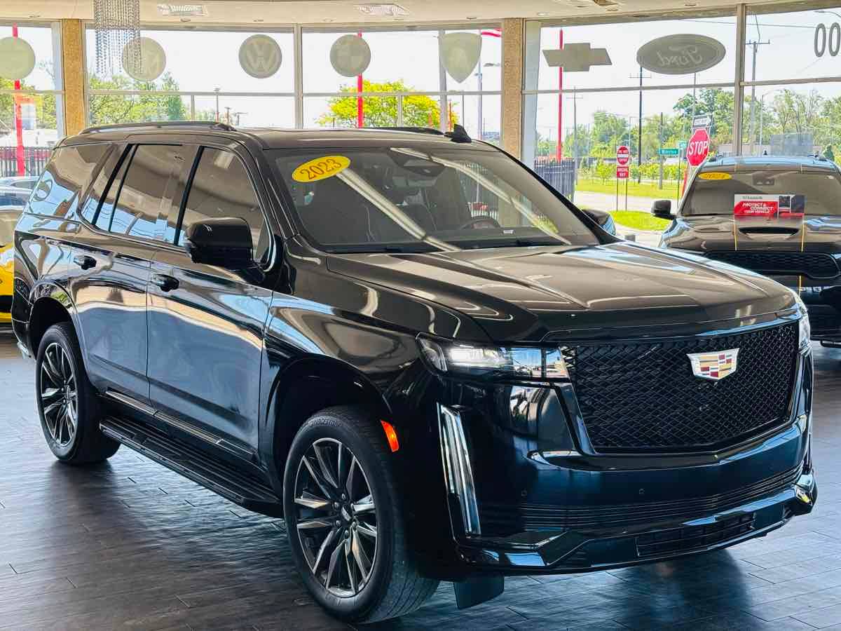 2023 Cadillac Escalade Sport