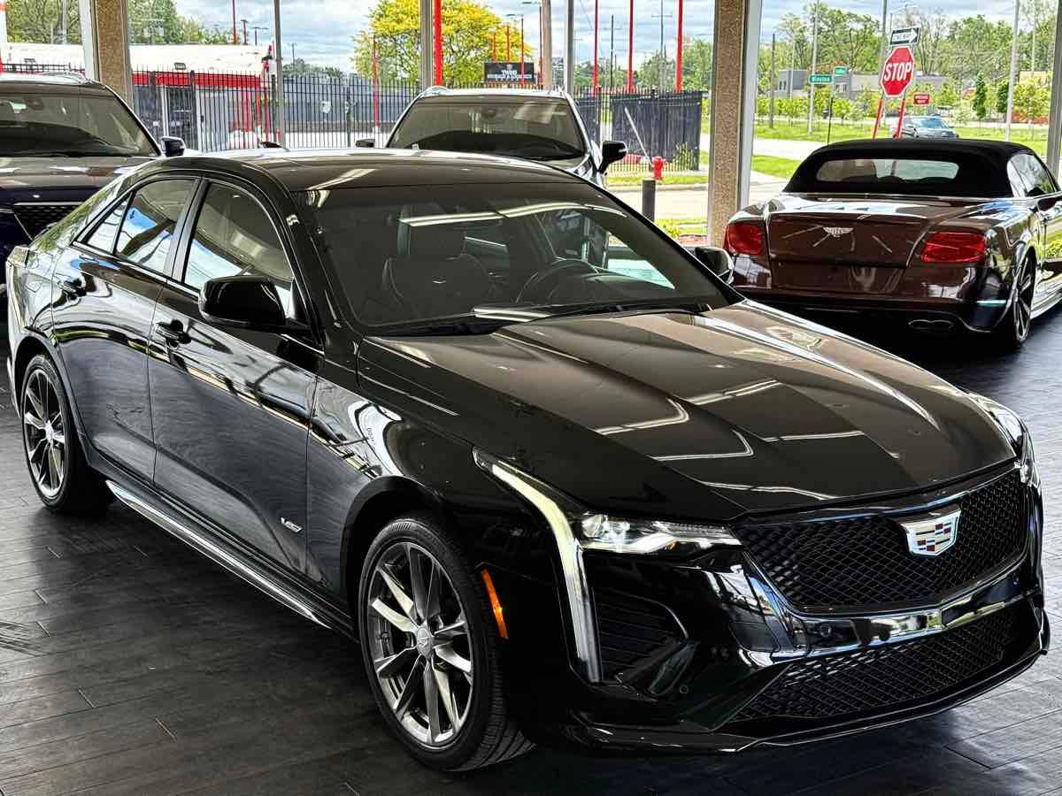2022 Cadillac CT4-V Standard — Sedan — 55,437 mi — Detroit, MI