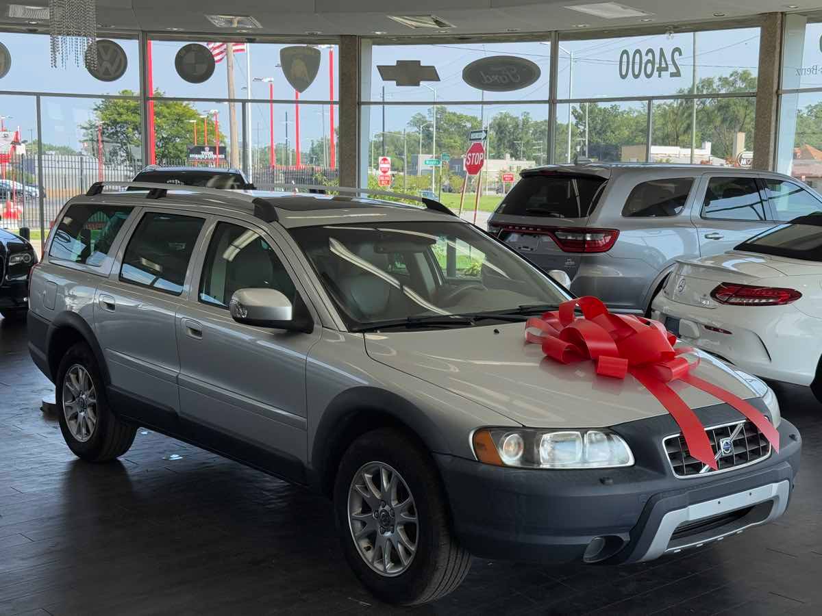 2007 Volvo XC70 XC70 — Wagon — 94,433 mi — Detroit, MI