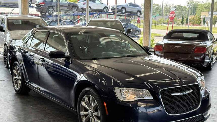 2016 Chrysler 300 Limited
