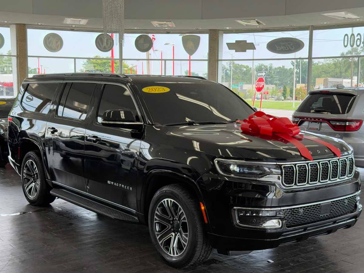 2023 Jeep Wagoneer Series II — SUV — 59,509 mi — Detroit, MI