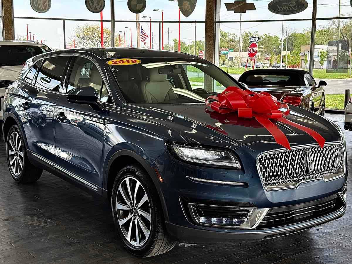 2019 Lincoln Nautilus Select — SUV — 10,950 mi — Detroit, MI
