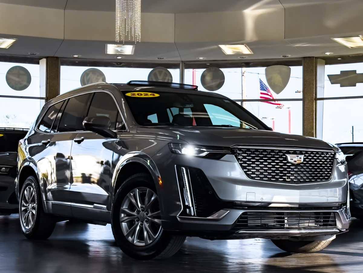2024 Cadillac XT6 Luxury — SUV — 6,035 mi — Detroit, MI