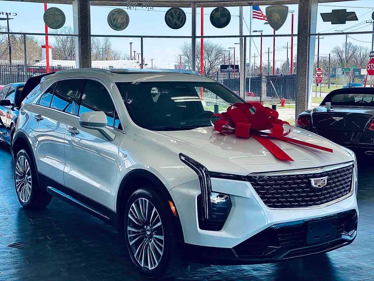 2024 Cadillac XT4 Premium Luxury — SUV — 14,649 mi — Detroit, MI
