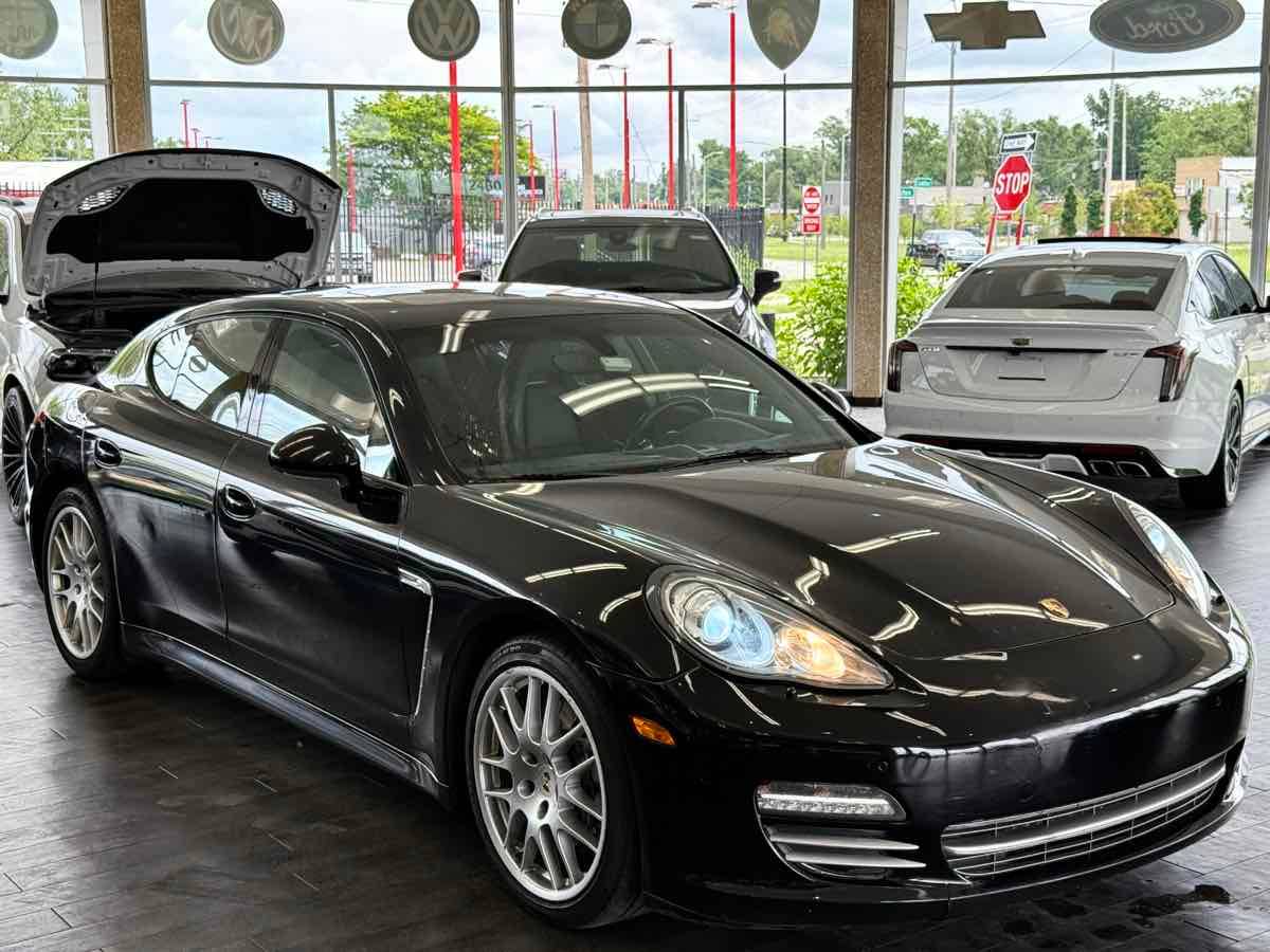 2013 Porsche Panamera Standard — Sedan — 153,048 mi — Detroit, MI