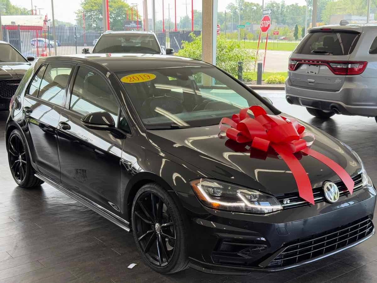 2019 Volkswagen Golf R Base — Hatchback — 10,418 mi — Detroit, MI