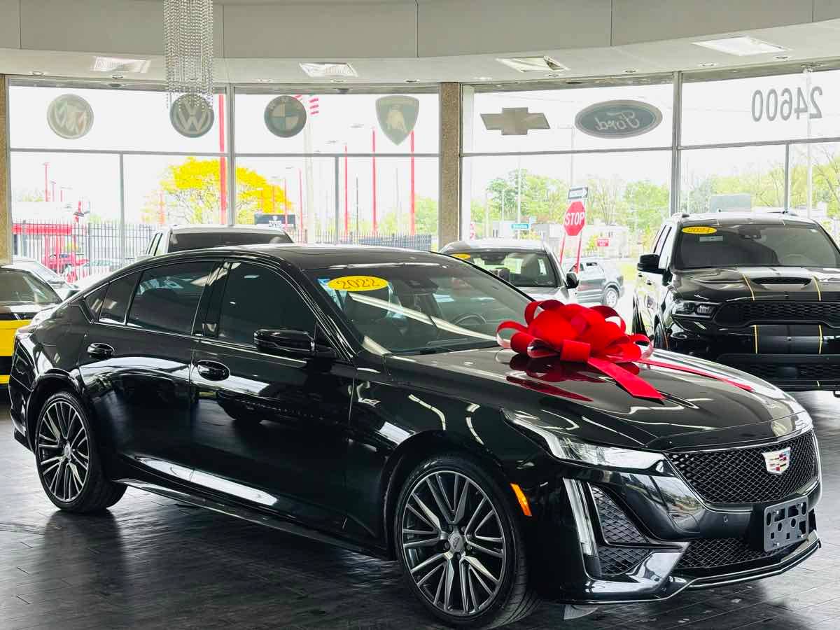 2022 Cadillac CT5-V Standard
