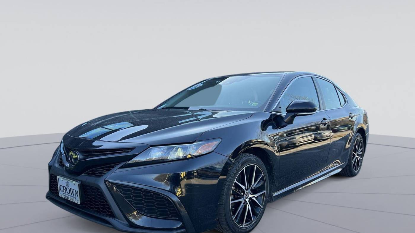 2022 Toyota Camry SE — Sedan — 59,082 mi — Richmond, VA