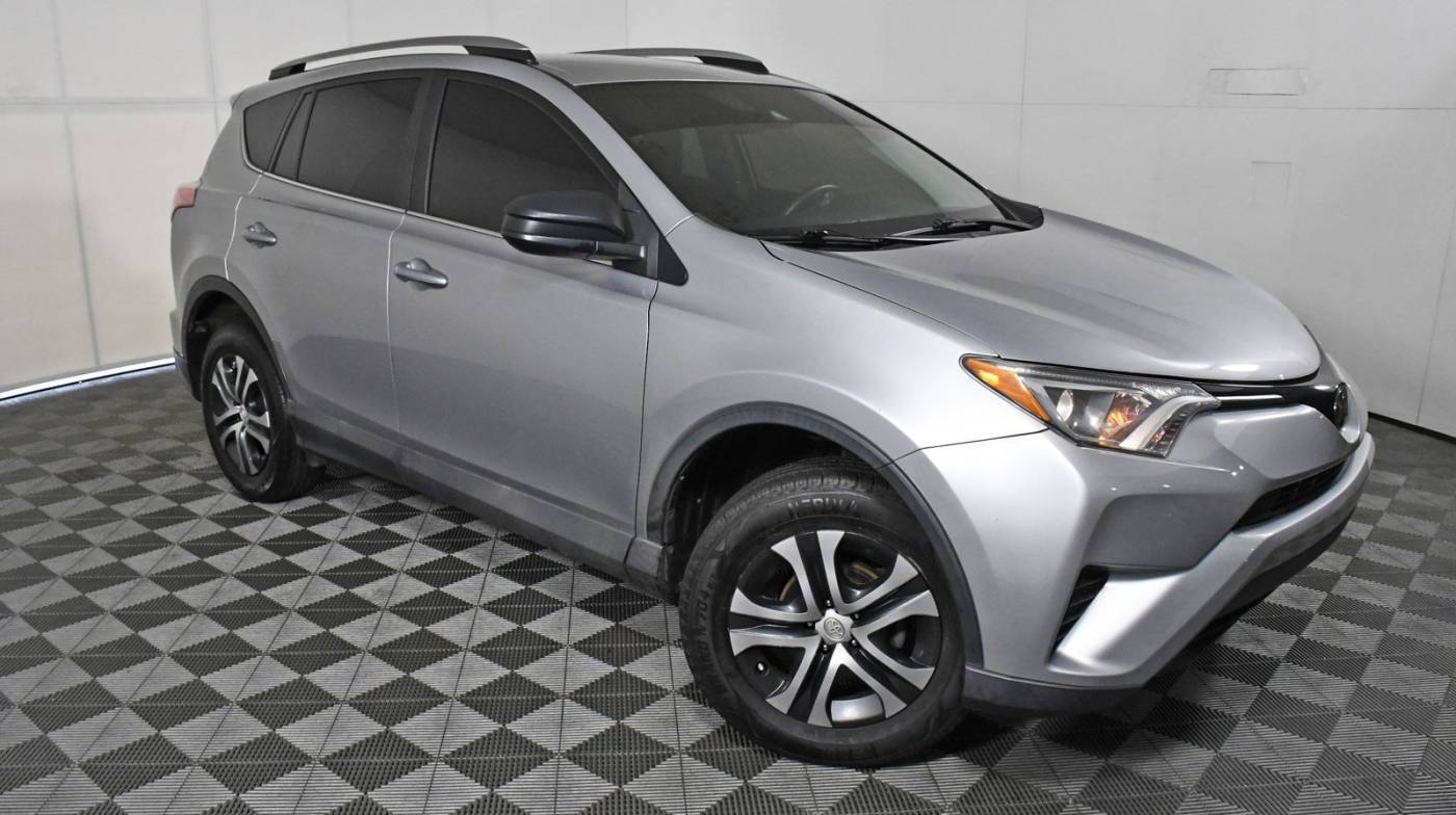 2018 Toyota RAV4 LE — SUV — 70,325 mi — Brandon, FL