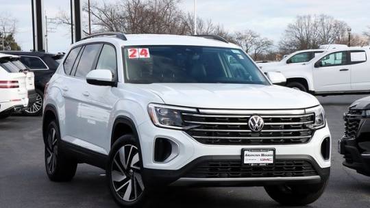 2024 Volkswagen Atlas SE with Technology — SUV — 17,032 mi — Arlington Heights, IL