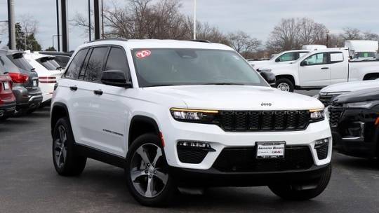 2023 Jeep Grand Cherokee Limited — SUV — 18,913 mi — Arlington Heights, IL
