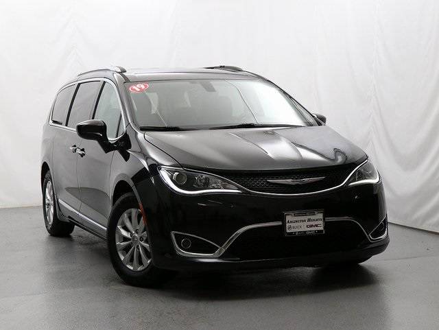 2019 Chrysler Pacifica Touring L — Minivan — 82,207 mi — Arlington Heights, IL