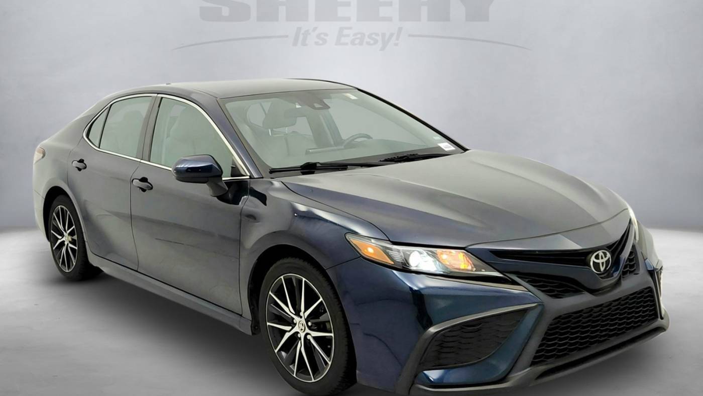 2021 Toyota Camry SE — Sedan — 61,075 mi — Laurel, MD