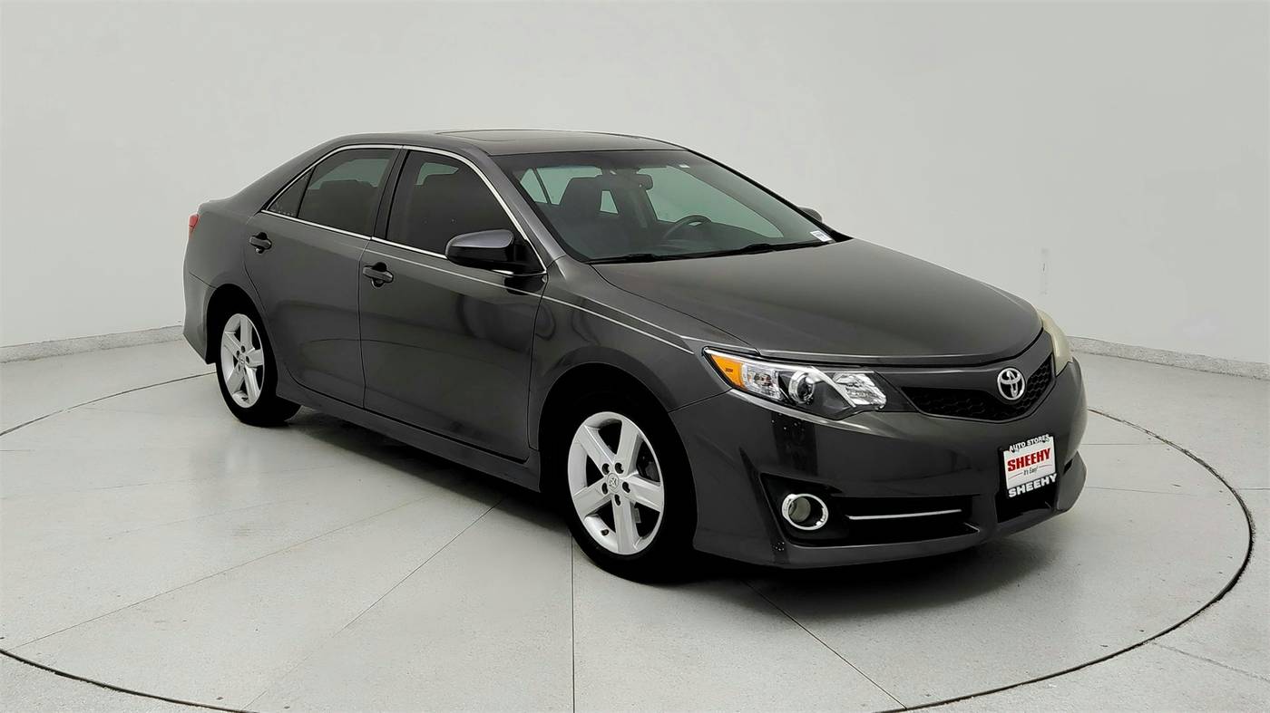 2014 Toyota Camry SE — Sedan — 116,150 mi — Laurel, MD
