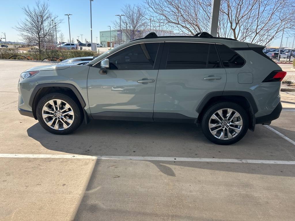 2021 Toyota RAV4 XLE Premium — SUV — 47,381 mi — Grapevine, TX