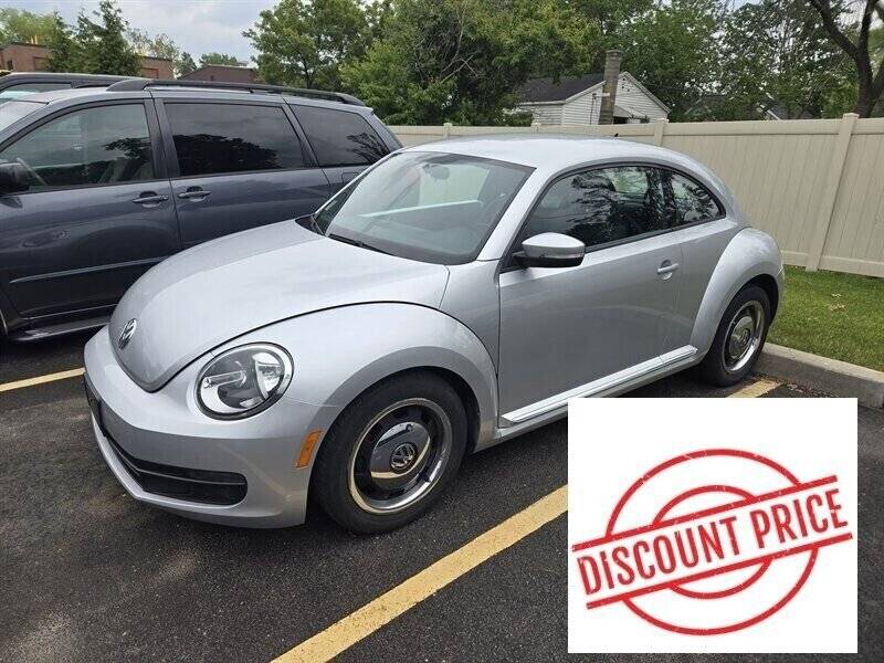 2012 Volkswagen Beetle 2.5 — Hatchback — 113,947 mi — Channahon, IL