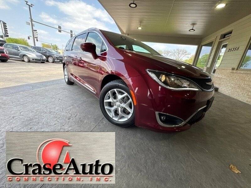2018 Chrysler Pacifica Touring L Plus — Minivan — 85,685 mi — Channahon, IL