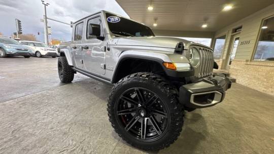 2020 Jeep Gladiator Overland — Pickup Truck — 45,235 mi — Channahon, IL