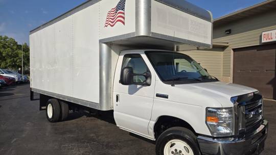 2017 Ford E-Series Cutaway E-450 — Chassis Cab Truck — 89,480 mi — Channahon, IL
