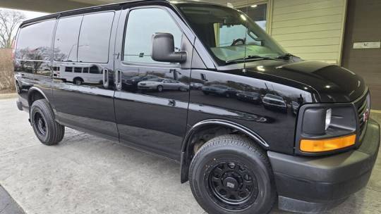 2017 GMC Savana Cargo Van Base — Cargo Van — 118,663 mi — Channahon, IL