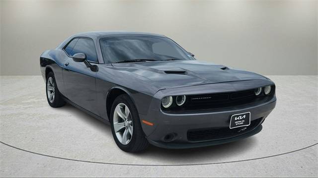 2017 Dodge Challenger SXT — Coupe — 122,566 mi — Plano, TX
