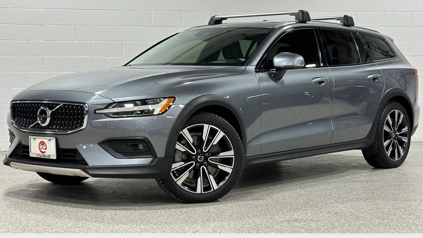 2020 Volvo V60 Cross Country T5 — Wagon — 52,974 mi — Northbrook, IL